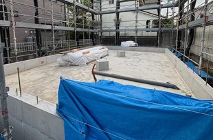 外部仮設足場完了・土台伏完了・建て方に備える