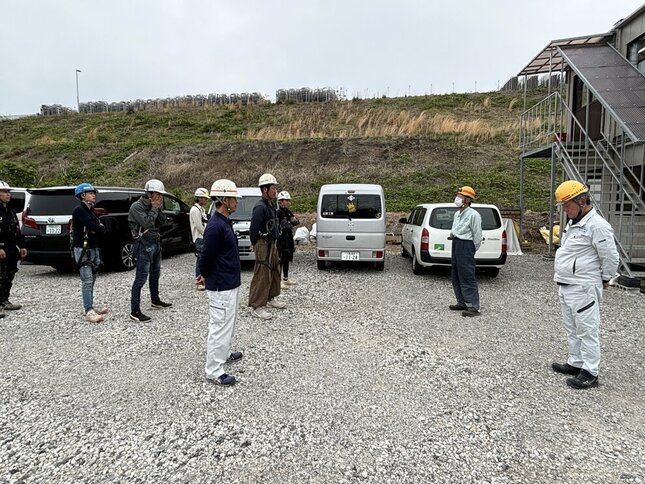 朝礼風景の『典義さん』と『裕次さん』